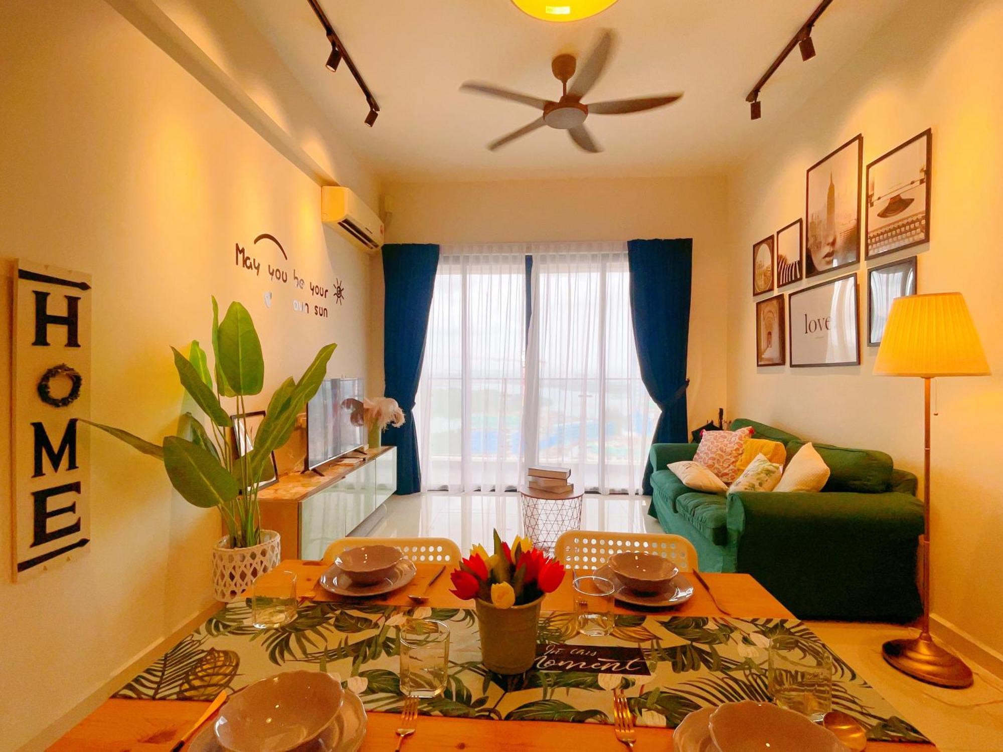Monic Staycation #Country Garden Danga Bay Johor Bahru Bagian luar foto